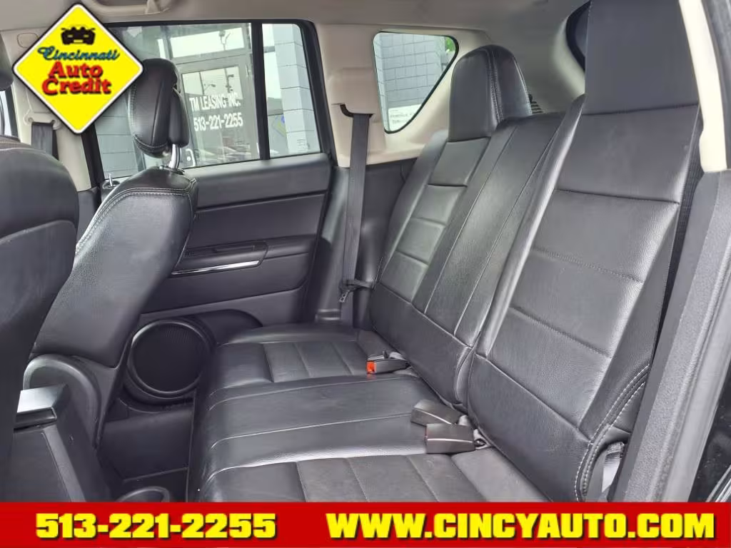 2012 Jeep Compass - 1C4NJDCB7CD683495 - Image #4