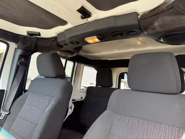 2012 Jeep Wrangler - 1C4BJWFG8CL157839 - Image #15