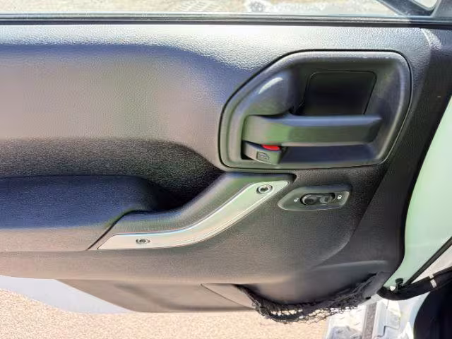 2012 Jeep Wrangler - 1C4BJWFG8CL157839 - Image #16