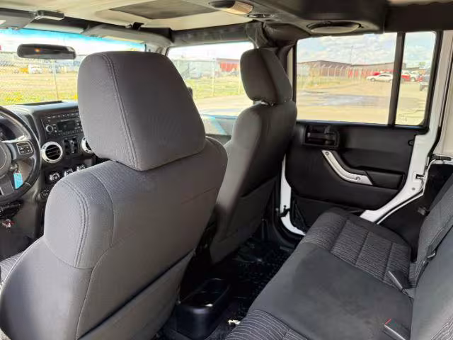 2012 Jeep Wrangler - 1C4BJWFG8CL157839 - Image #18