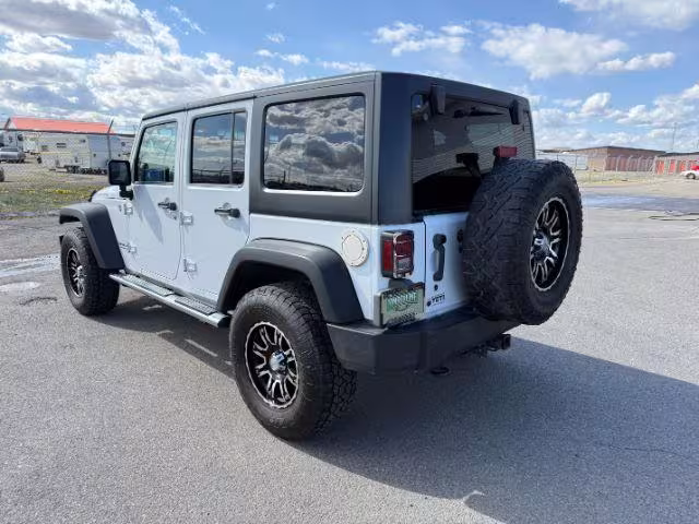 2012 Jeep Wrangler - 1C4BJWFG8CL157839 - Image #2