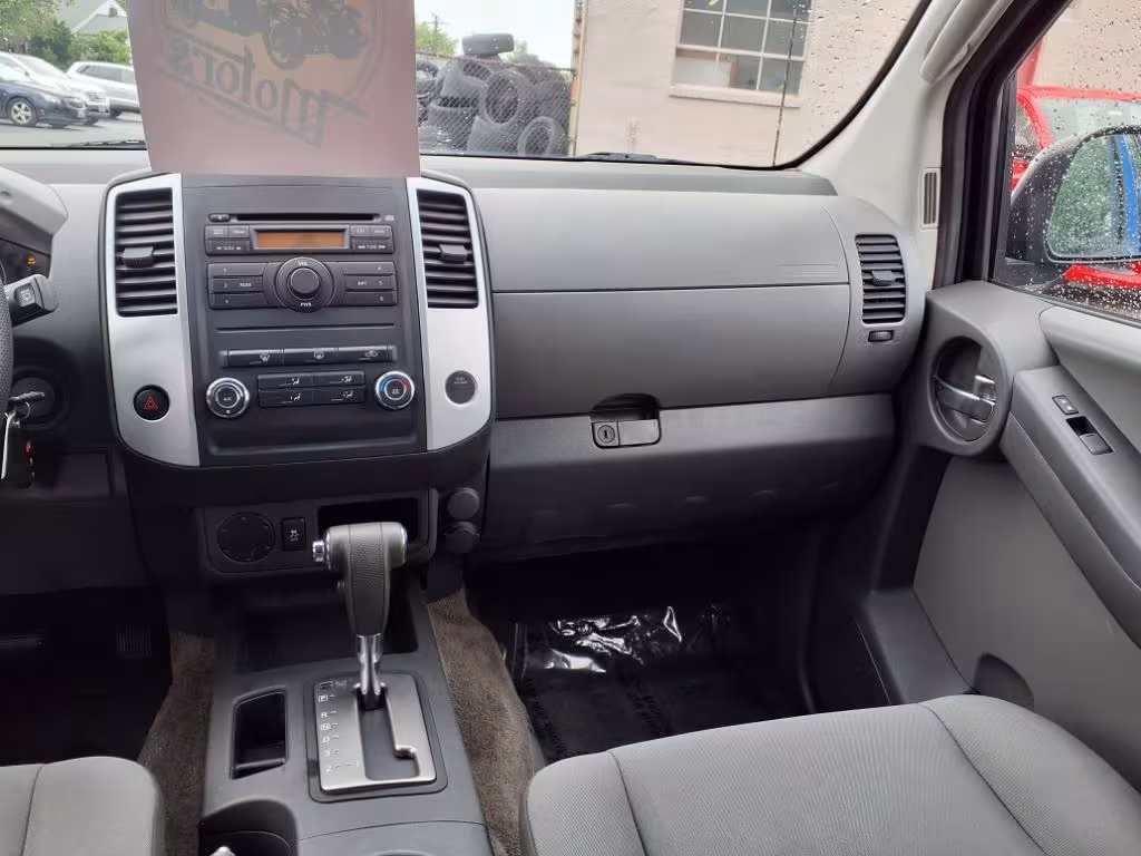 2012 Nissan Xterra - 5N1AN0NU7CN801156 - Image #17