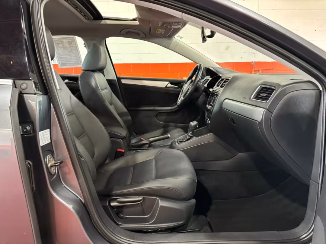 2012 Volkswagen Jetta - 3VWLP7AJ0CM413656 - Image #17