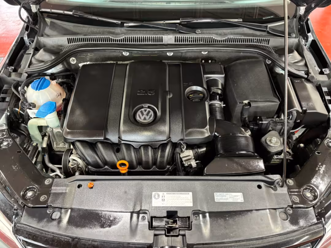 2012 Volkswagen Jetta - 3VWLP7AJ0CM413656 - Image #32