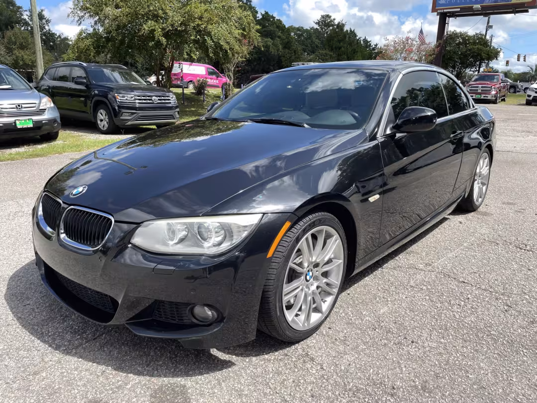 2013 BMW 3-Series - WBADX7C59DE745980 - Image #2