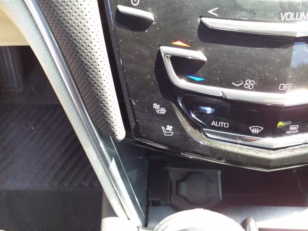 2013 Cadillac XTS - 2G61V5S31D9207165 - Image #14