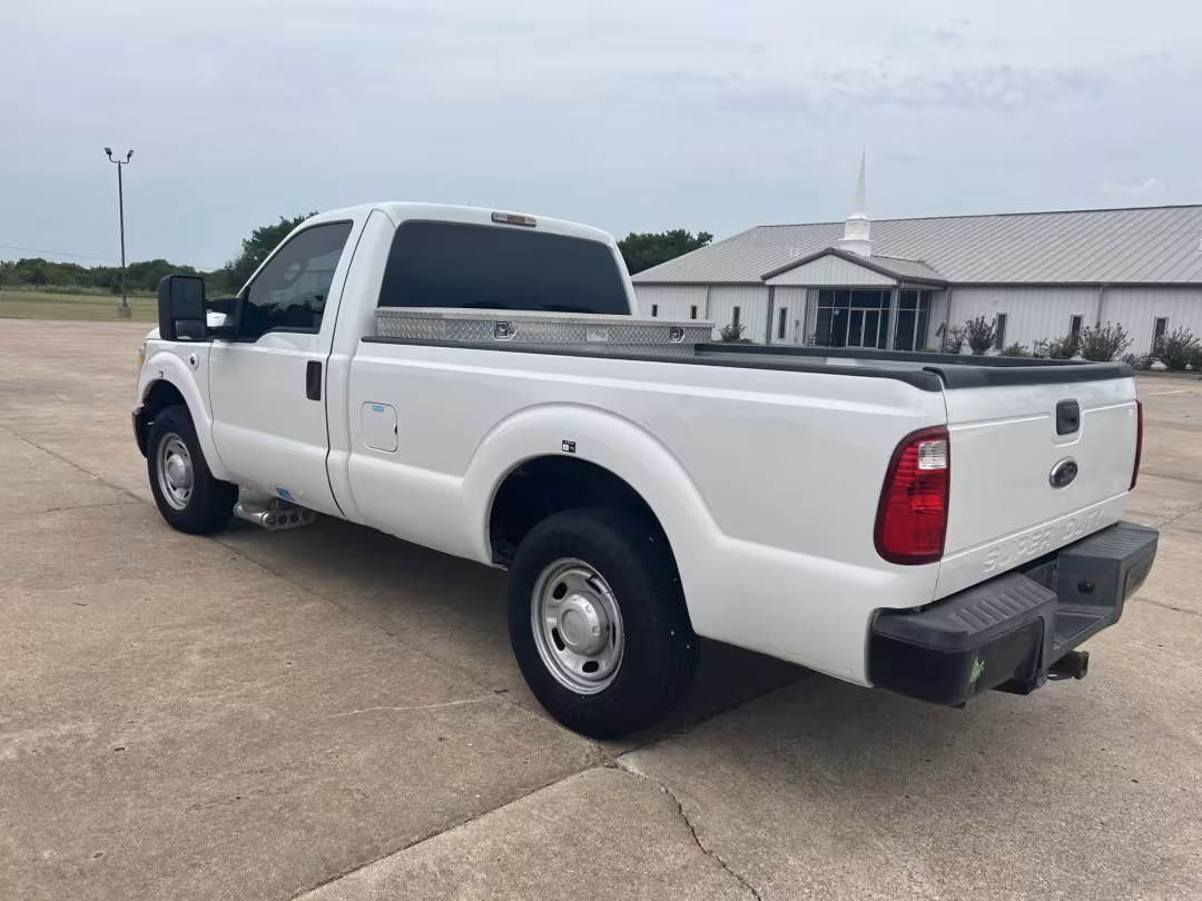 2013 Ford F-250 SD - 1FTBF2A69DEB82361 - Image #16