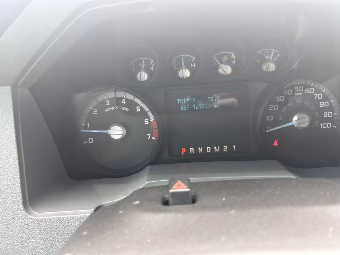 2013 Ford F-250 SD - 1FTBF2A69DEB82361 - Image #21