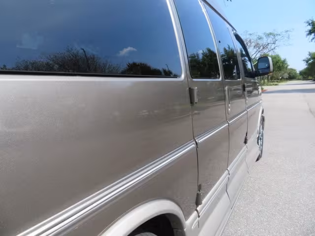 2013 GMC Savana - 1GDS7DC45D1127414 - Image #29