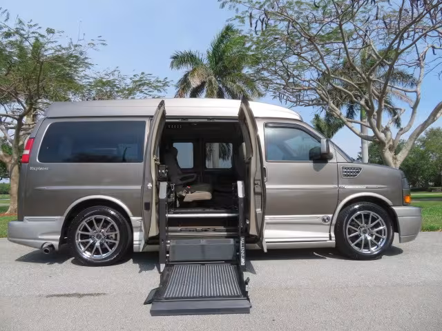 2013 GMC Savana - 1GDS7DC45D1127414 - Image #39