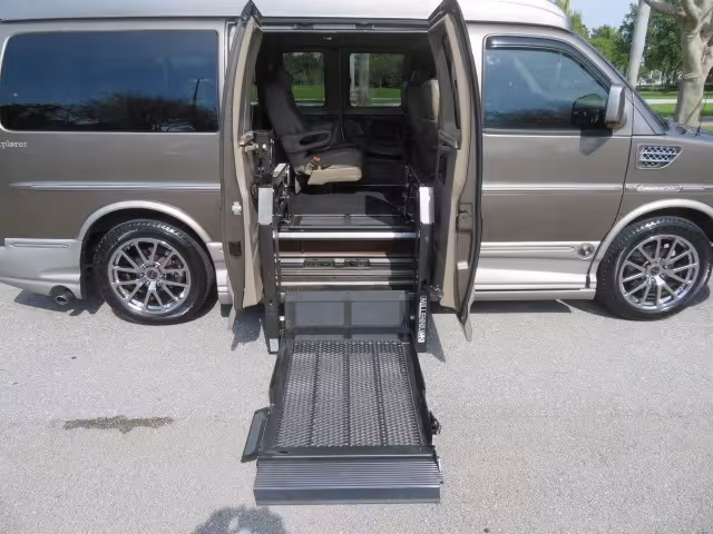 2013 GMC Savana - 1GDS7DC45D1127414 - Image #45