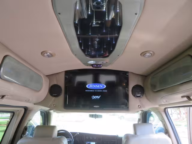 2013 GMC Savana - 1GDS7DC45D1127414 - Image #52