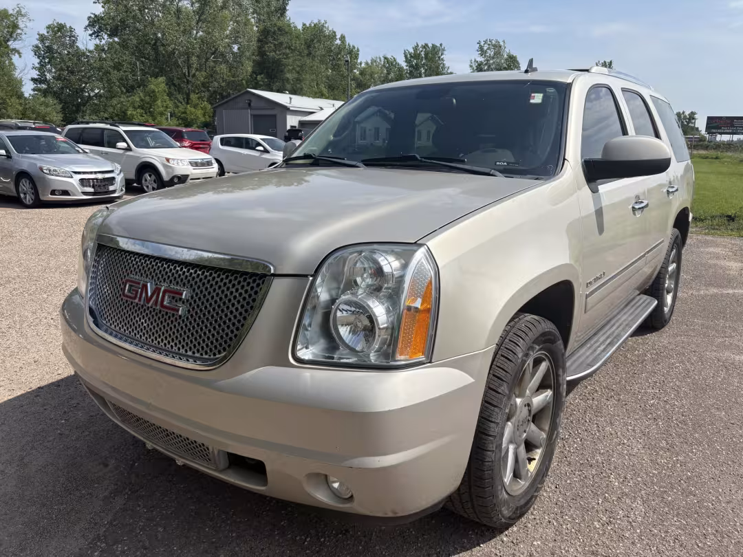 2013 GMC Yukon Denali - 1GKS2EEFXDR248579 - Image #1