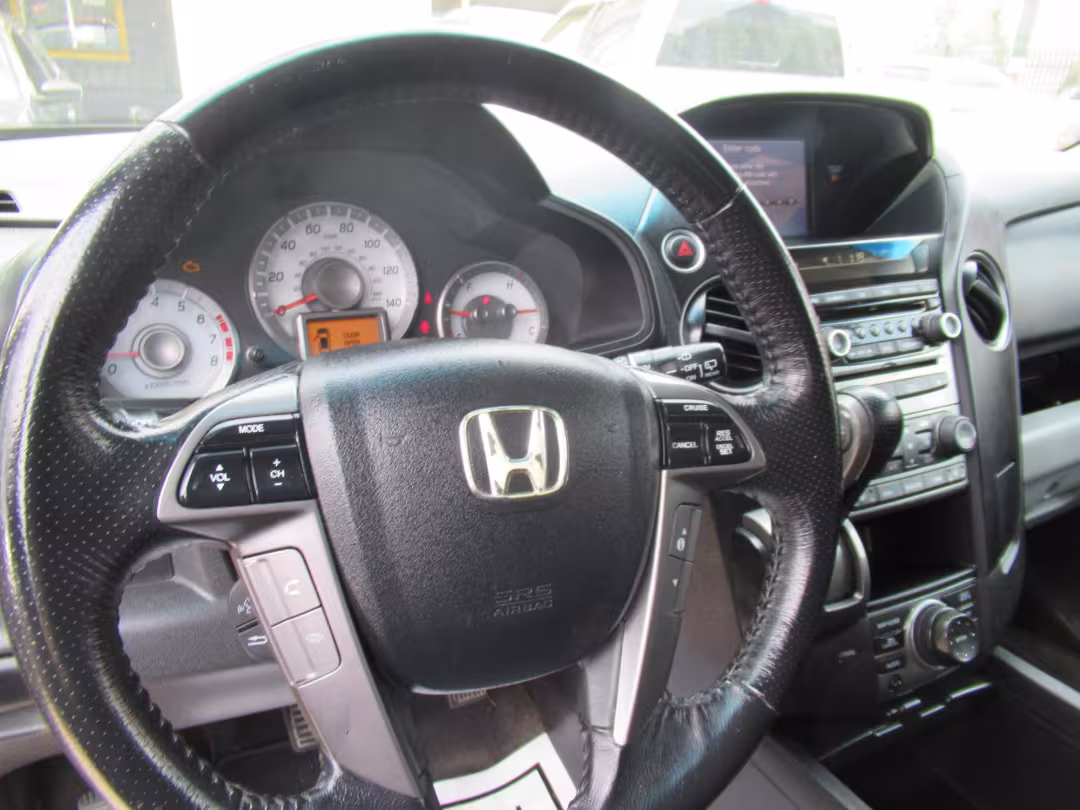 2013 Honda Pilot - 5FNYF4H90DB016749 - Image #2