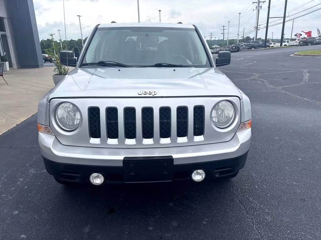 2013 Jeep Patriot - 1C4NJPBB3DD193804 - Image #3