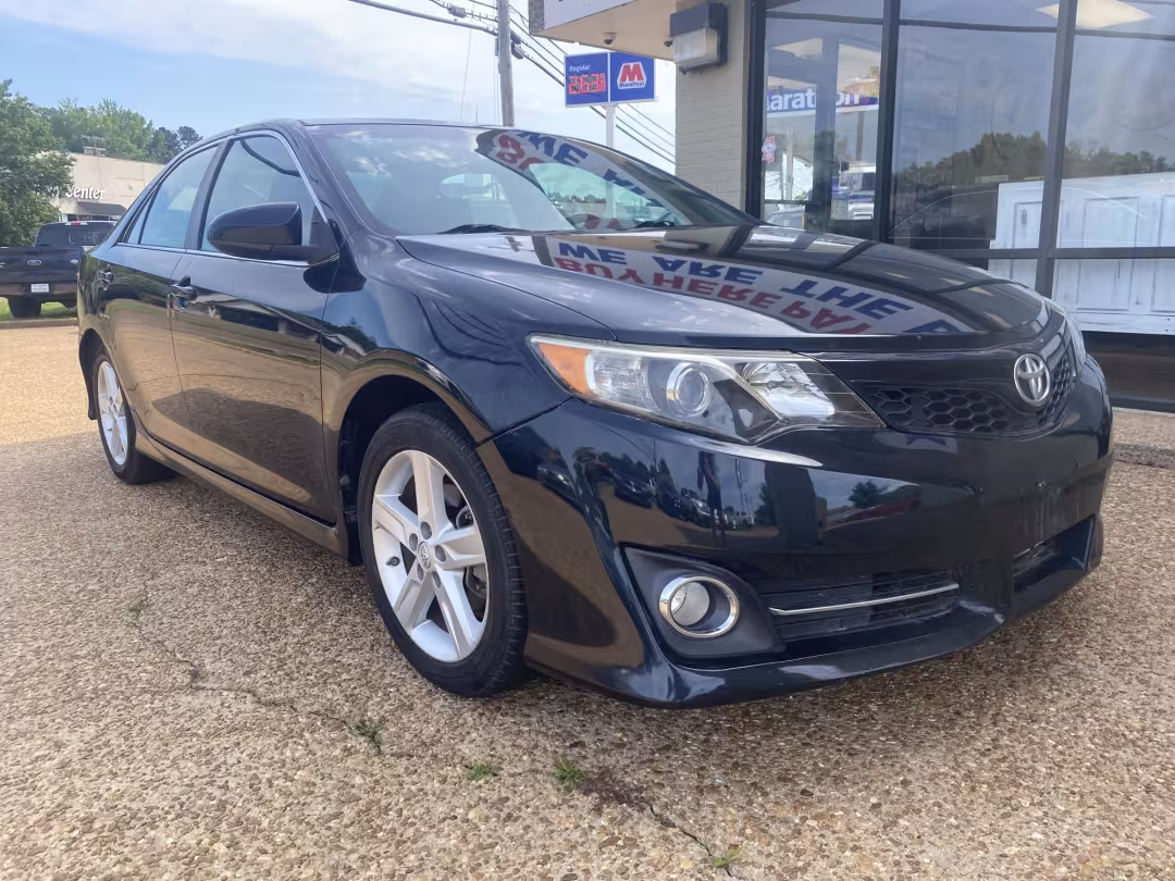 2013 Toyota Camry - 4T1BF1FK5DU713198 - Image #1
