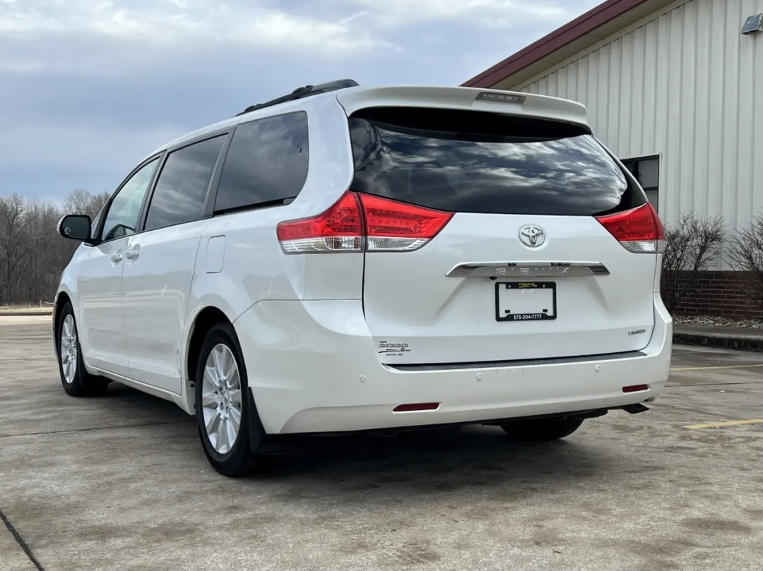 2013 Toyota Sienna - 5TDYK3DC0DS332770 - Image #14