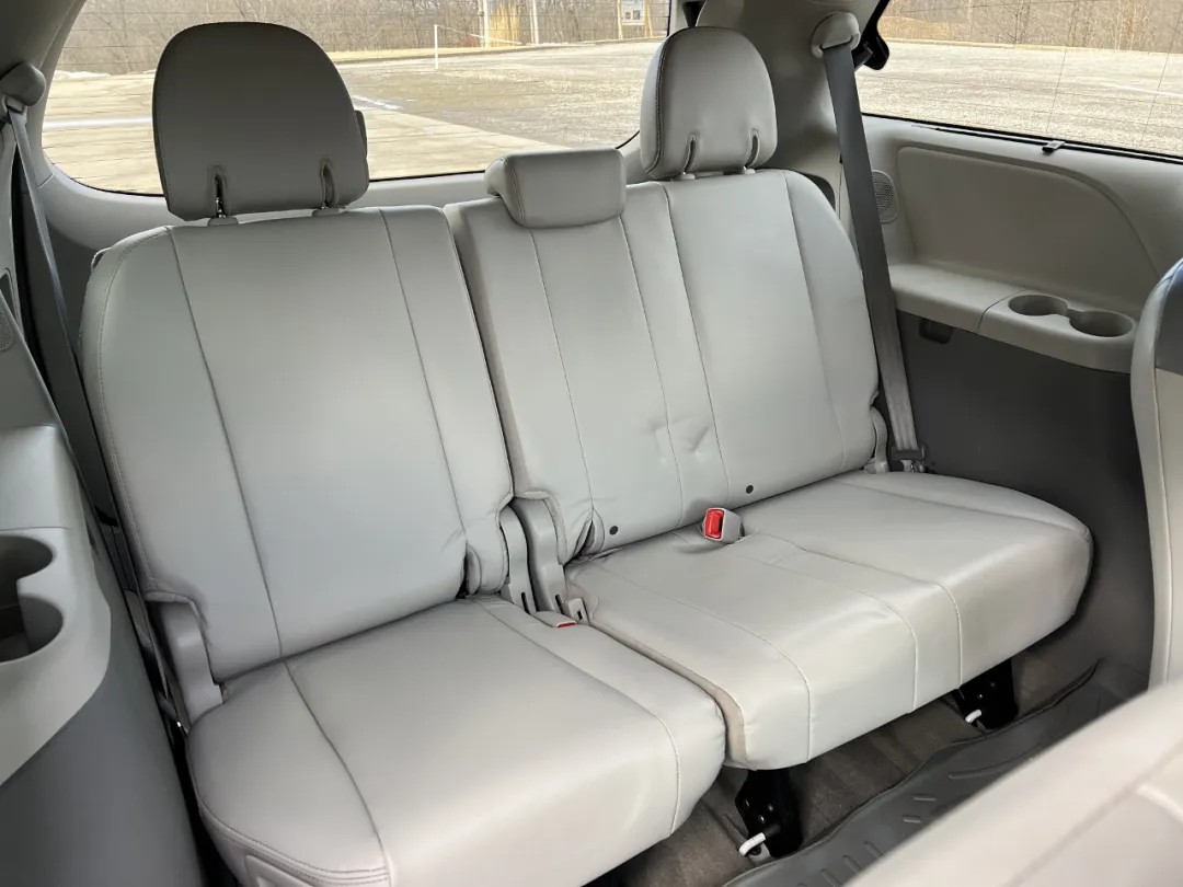 2013 Toyota Sienna - 5TDYK3DC0DS332770 - Image #23