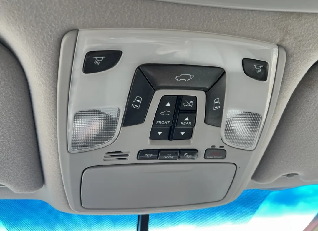 2013 Toyota Sienna - 5TDYK3DC0DS332770 - Image #38