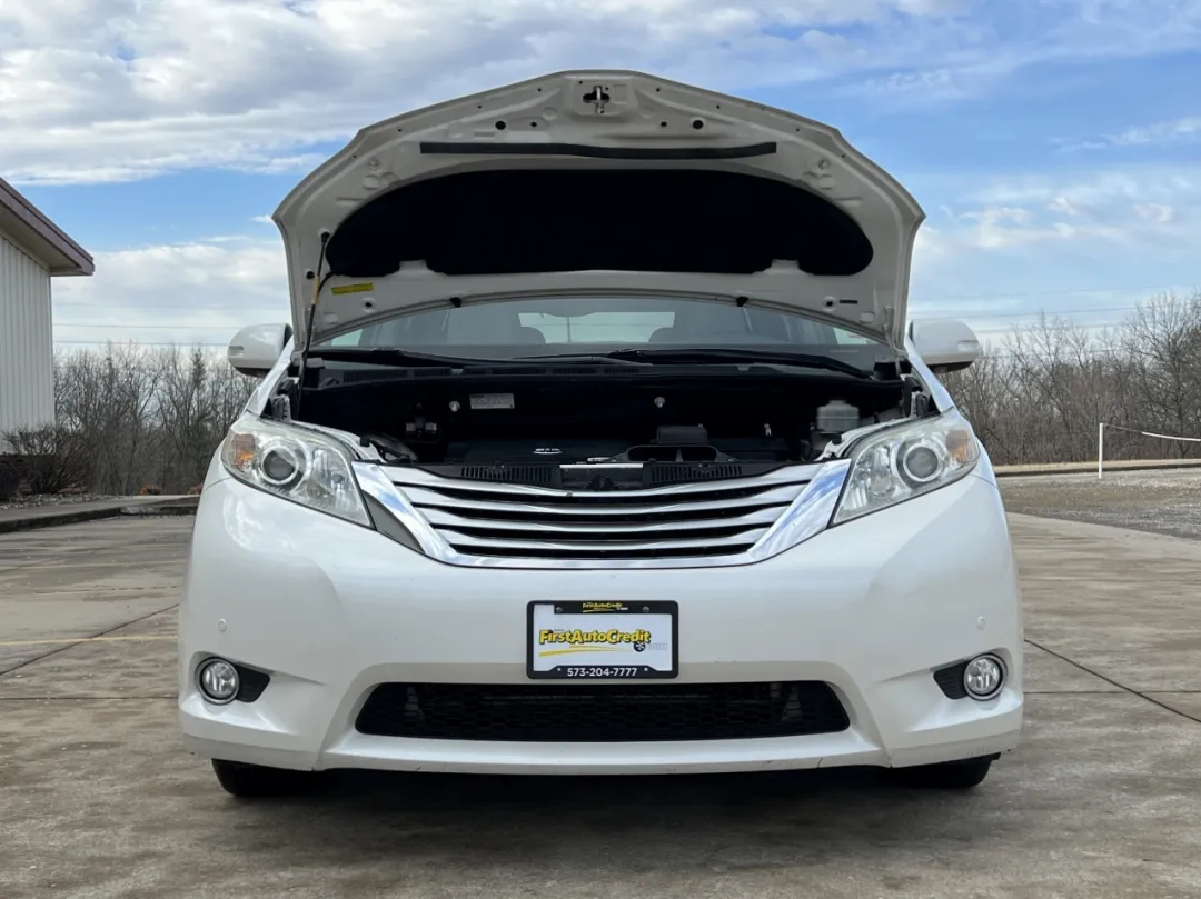 2013 Toyota Sienna - 5TDYK3DC0DS332770 - Image #41