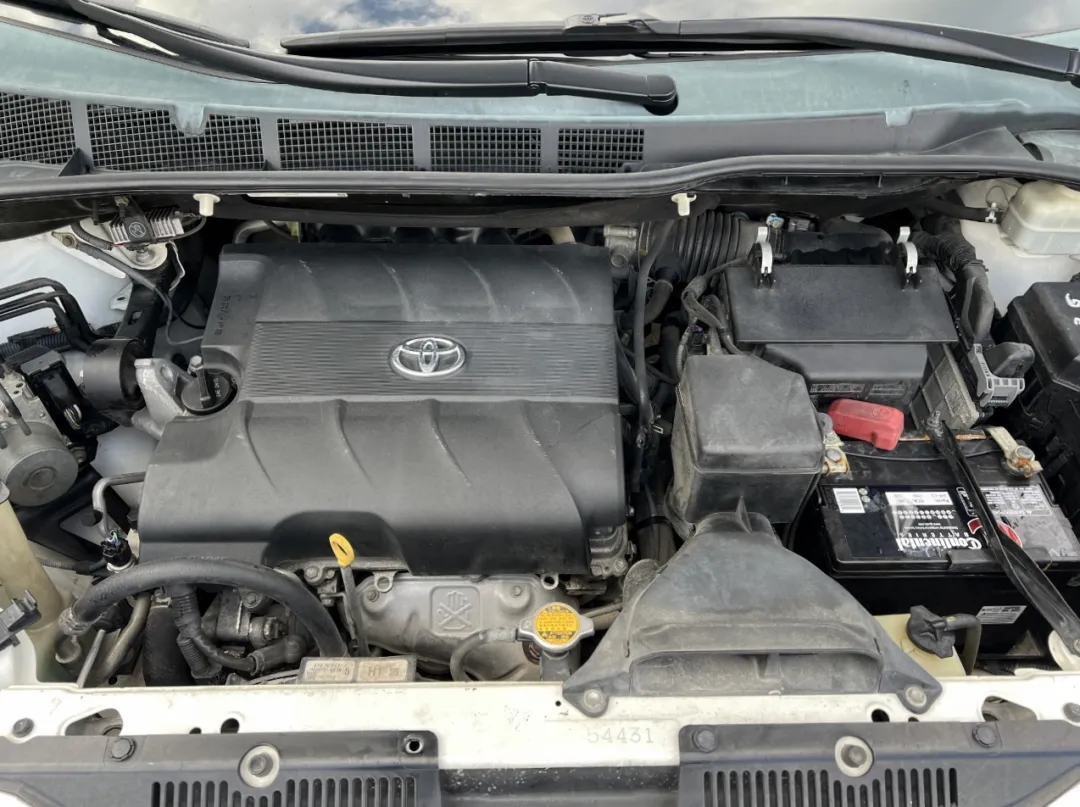 2013 Toyota Sienna - 5TDYK3DC0DS332770 - Image #42