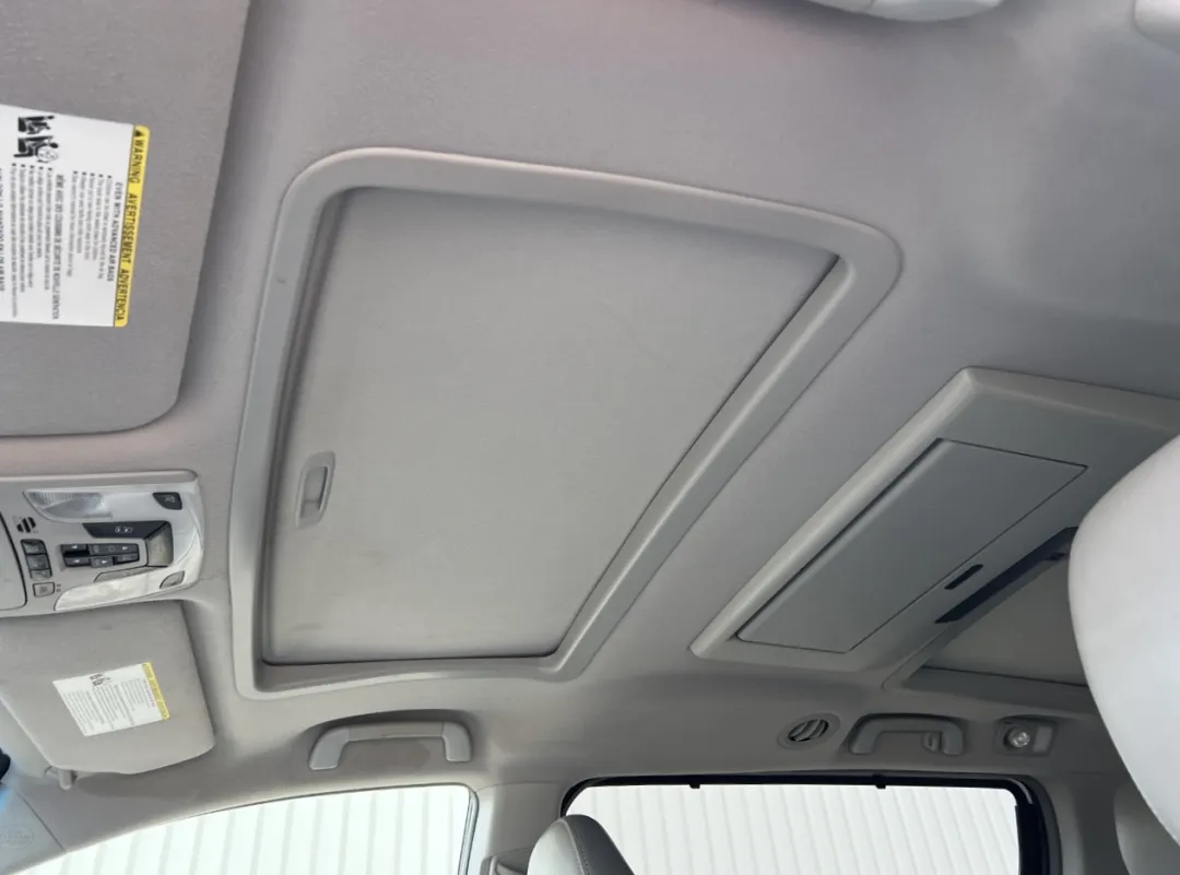 2013 Toyota Sienna - 5TDYK3DC0DS332770 - Image #7