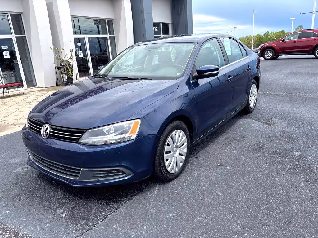 2013 Volkswagen Jetta - 3VWDX7AJ0DM454178 - Image #1