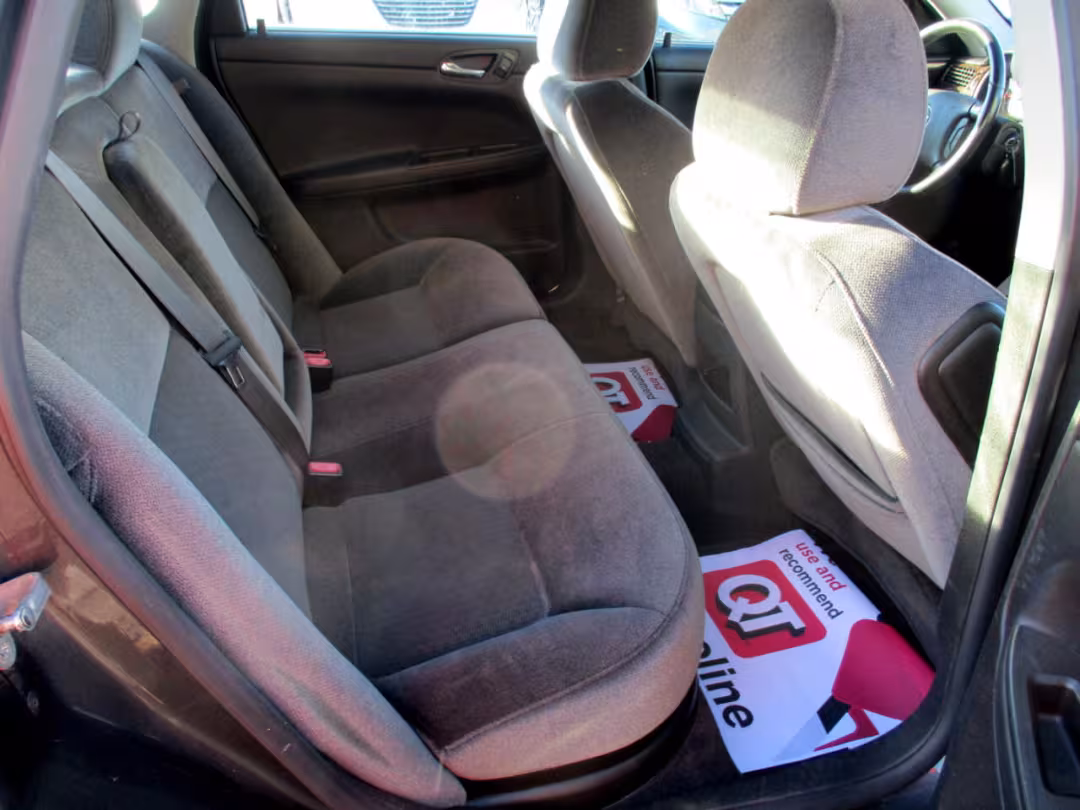 2014 Chevrolet Impala Limited - 2G1WB5E37E1171403 - Image #11
