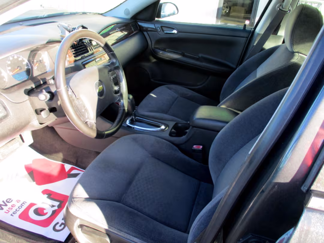 2014 Chevrolet Impala Limited - 2G1WB5E37E1171403 - Image #9