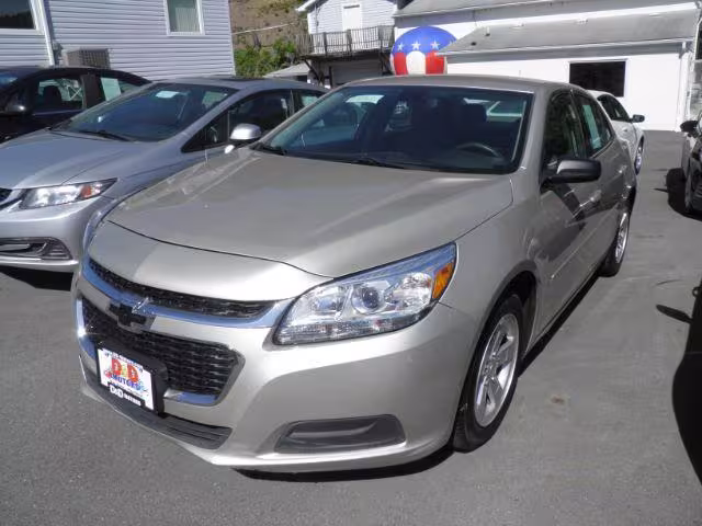 2014 Chevrolet Malibu - 1G11B5SL3EF192322 - Image #1