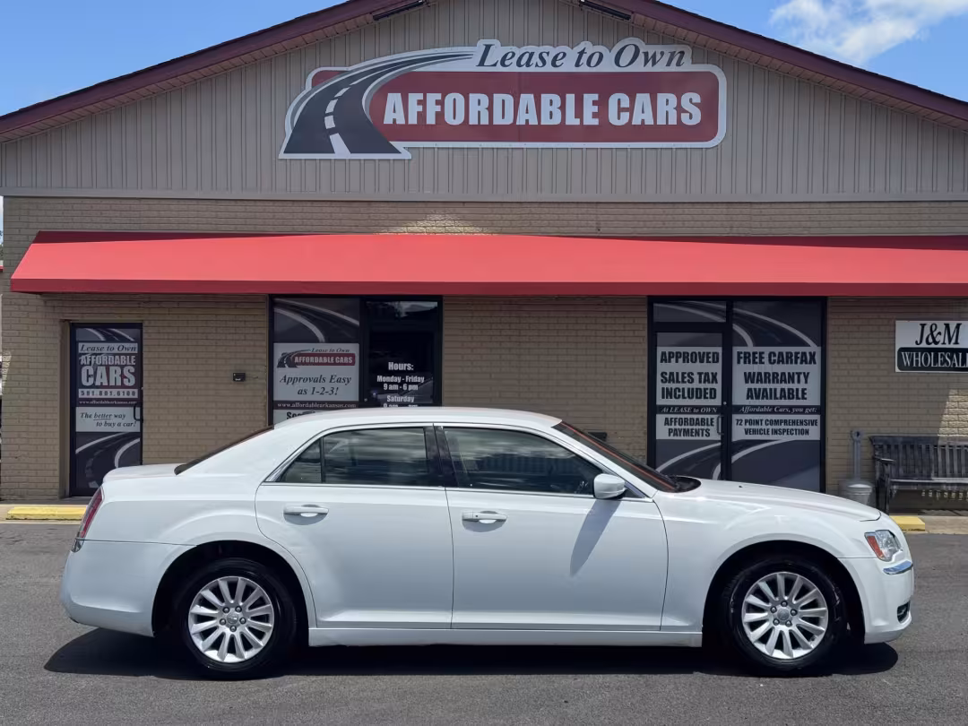 2014 Chrysler 300 - 2C3CCAAG3EH377600 - Image #1