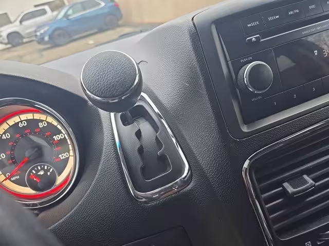 2014 Dodge Grand Caravan - 2C4RDGCG5ER252837 - Image #15