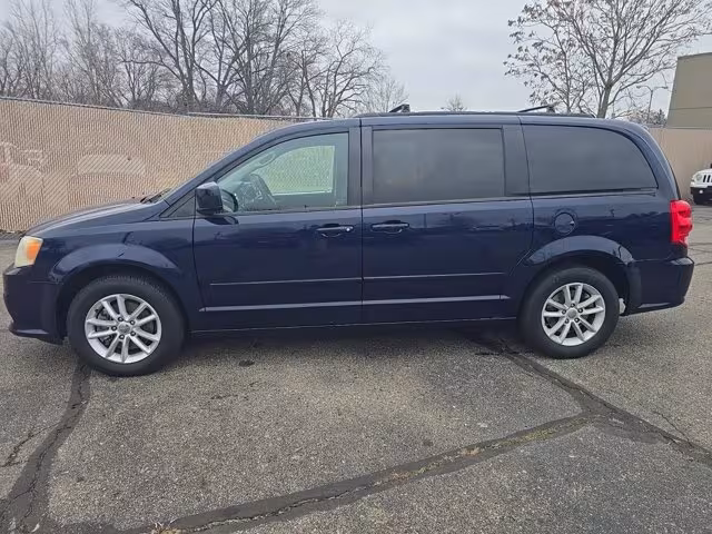 2014 Dodge Grand Caravan - 2C4RDGCG5ER252837 - Image #3
