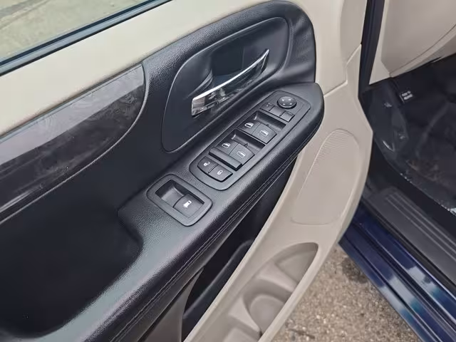 2014 Dodge Grand Caravan - 2C4RDGCG5ER252837 - Image #8