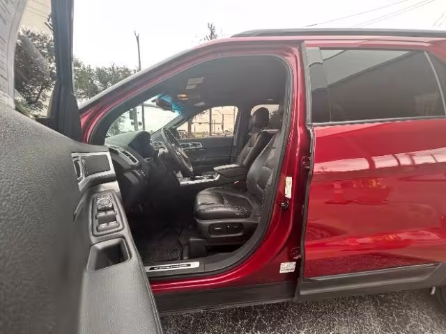 2014 Ford Explorer - 1FM5K8GT0EGC56938 - Image #13