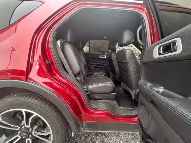 2014 Ford Explorer - 1FM5K8GT0EGC56938 - Image #9