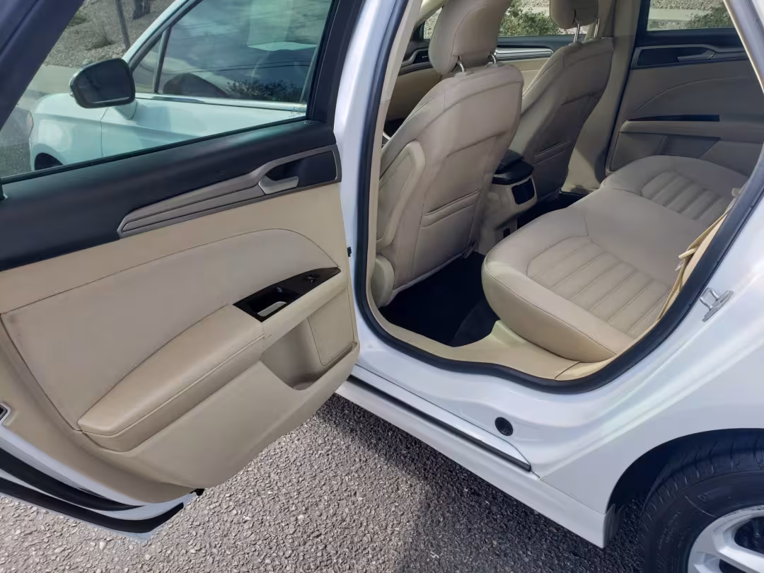 2014 Ford Fusion - 3FA6P0H74ER195184 - Image #10