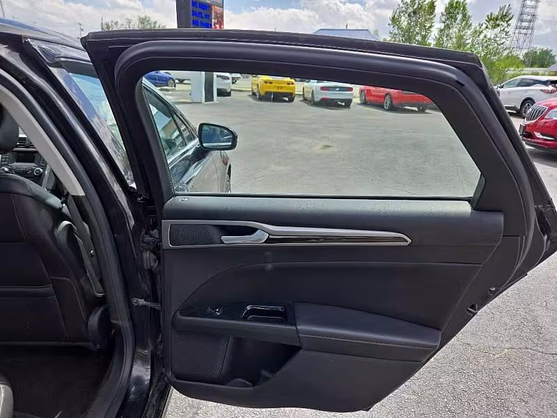 2014 Ford Fusion - 3FA6P0H95ER323773 - Image #14
