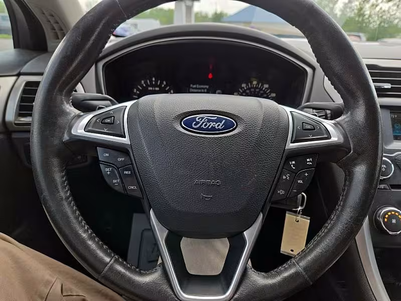 2014 Ford Fusion - 3FA6P0H95ER323773 - Image #20
