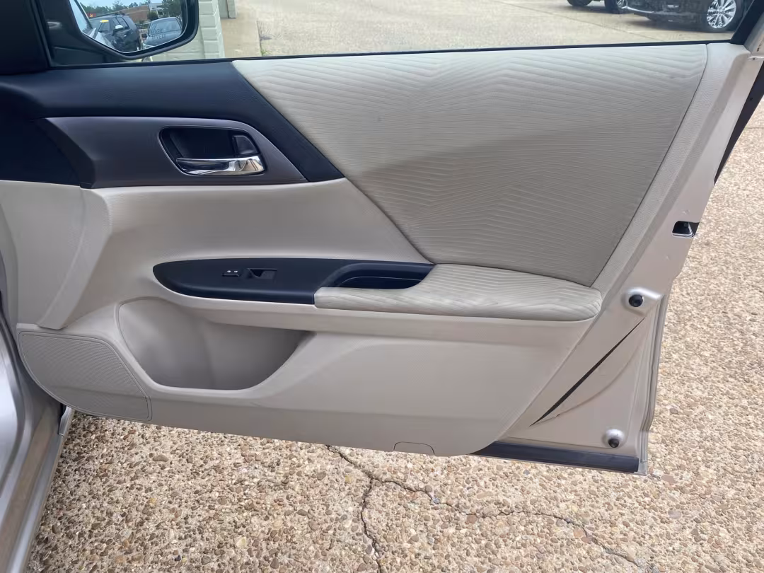 2014 Honda Accord - 1HGCR2F37EA174182 - Image #11