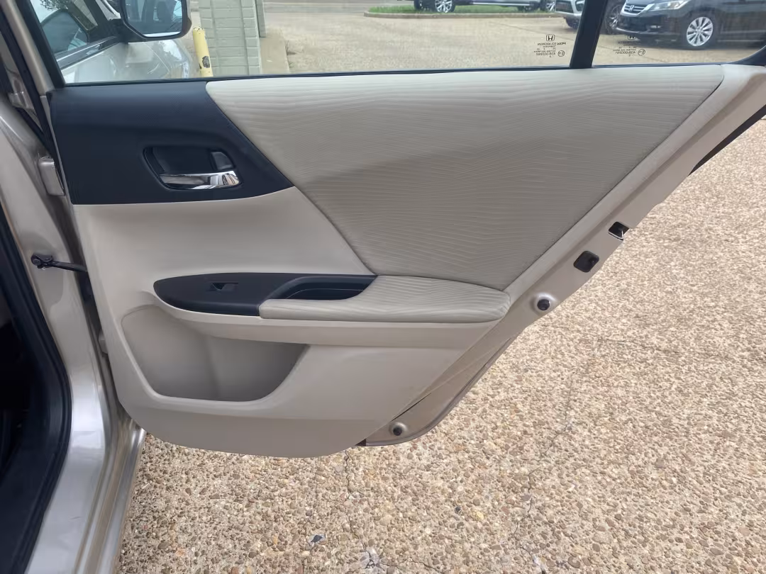 2014 Honda Accord - 1HGCR2F37EA174182 - Image #15