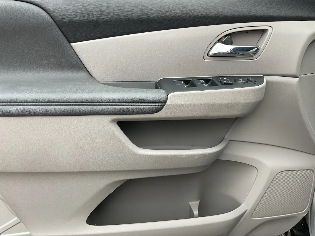 2014 Honda Odyssey - 5FNRL5H23EB042673 - Image #18
