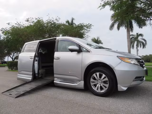 2014 Honda Odyssey - 5FNRL5H68EB083142 - Image #1