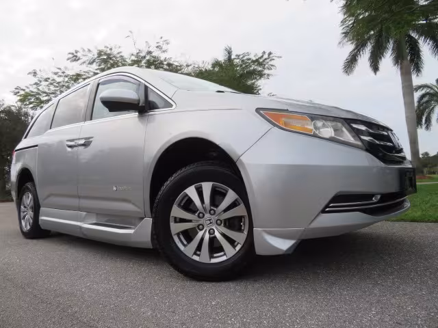 2014 Honda Odyssey - 5FNRL5H68EB083142 - Image #3