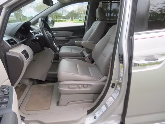 2014 Honda Odyssey - 5FNRL5H68EB083142 - Image #37