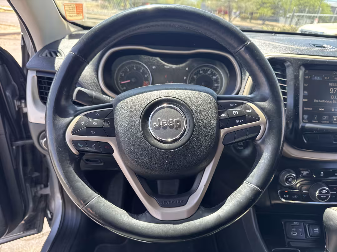 2014 Jeep Cherokee - 1C4PJLDS5EW221686 - Image #13