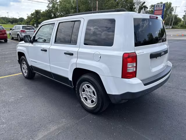 2014 Jeep Patriot - 1C4NJPBBXED925265 - Image #4