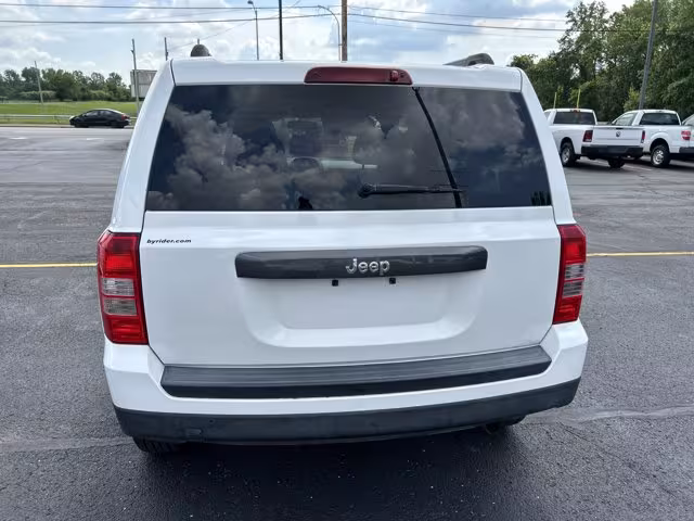 2014 Jeep Patriot - 1C4NJPBBXED925265 - Image #5