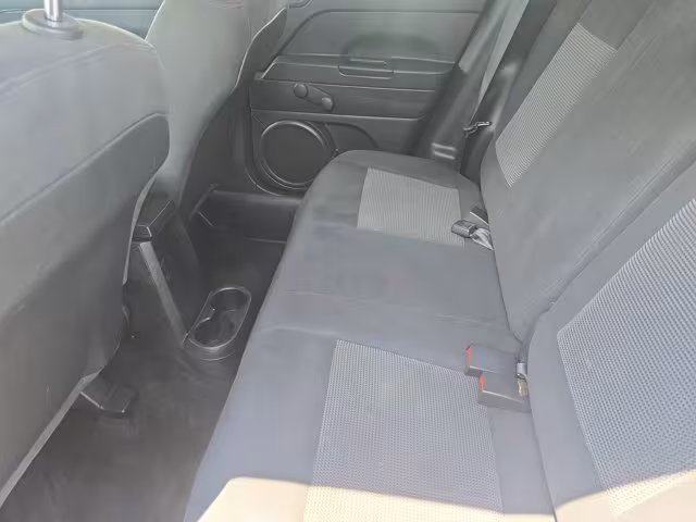 2014 Jeep Patriot - 1C4NJPBBXED925265 - Image #9