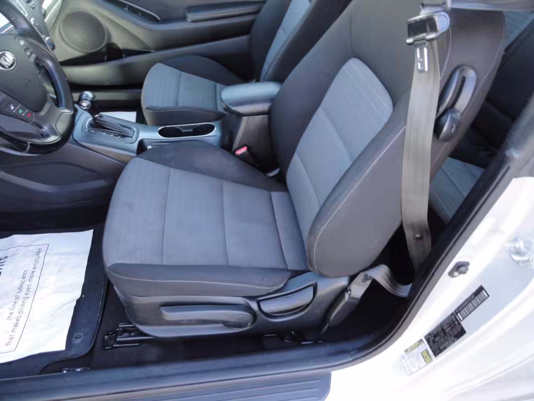 2014 Kia Forte Koup - KNAFX6A80E5237592 - Image #19
